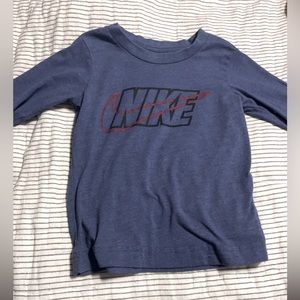Like new long sleeve Nike t-shirt